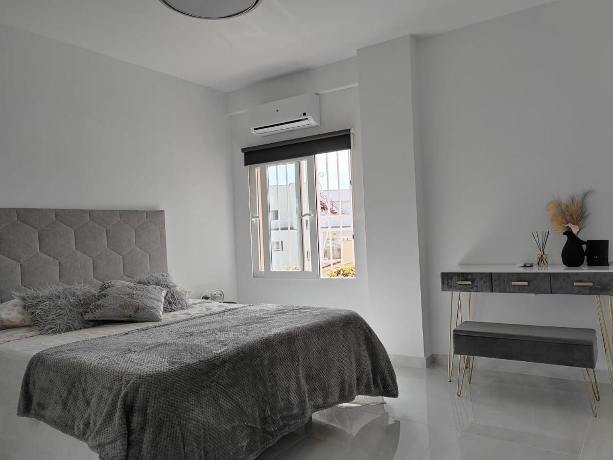Apartamento La Torre,200M Hasta La Playa Benalmádena Esterno foto