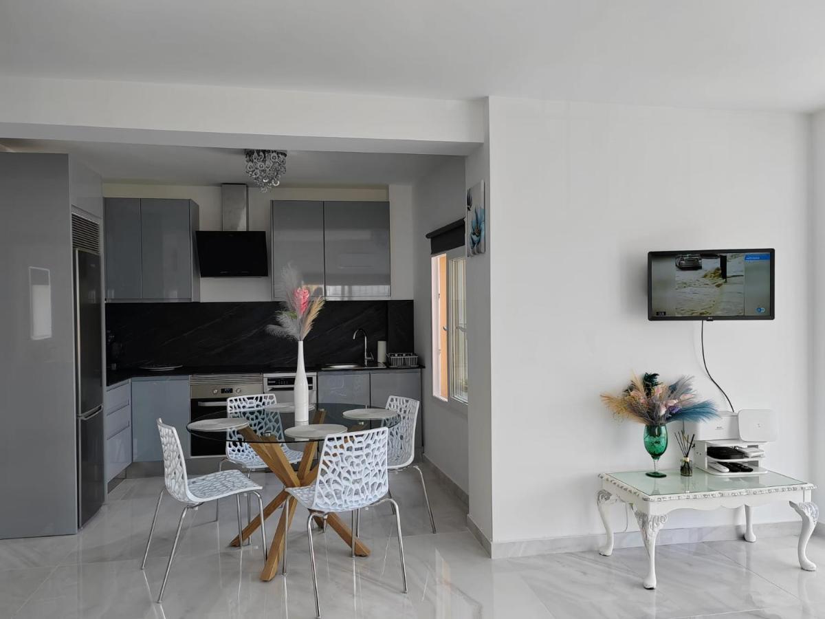 Apartamento La Torre,200M Hasta La Playa Benalmádena Esterno foto